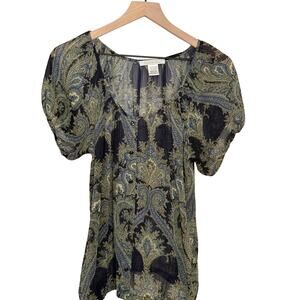 Charlotte Russe Woman’s Size Medium Dark Short Puff Sleeves Scoopneck Blouse